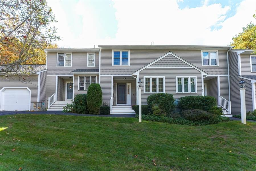 216 Laurelwood Dr #216, Hopedale, MA 01747