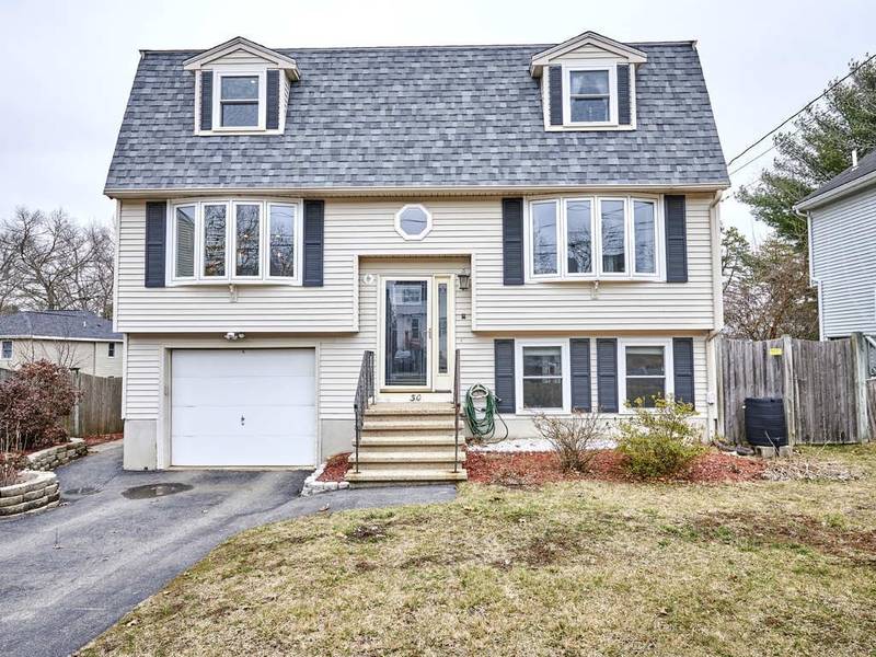 30 Hamilton Ave, Billerica, MA 01821