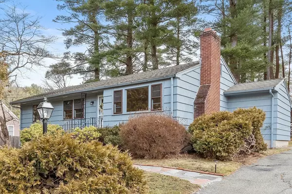 16 Pine Street, Bedford, MA 01730