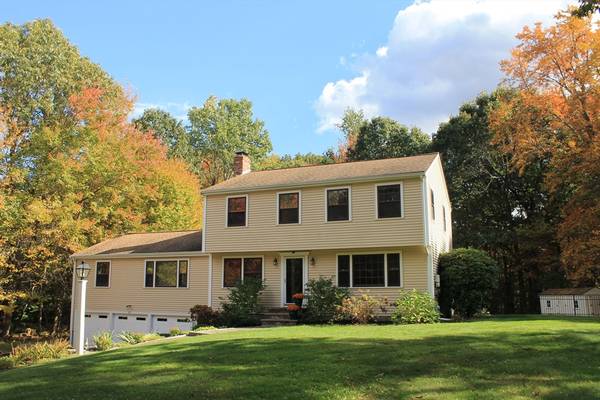 26 Easy St, North Andover, MA 01845