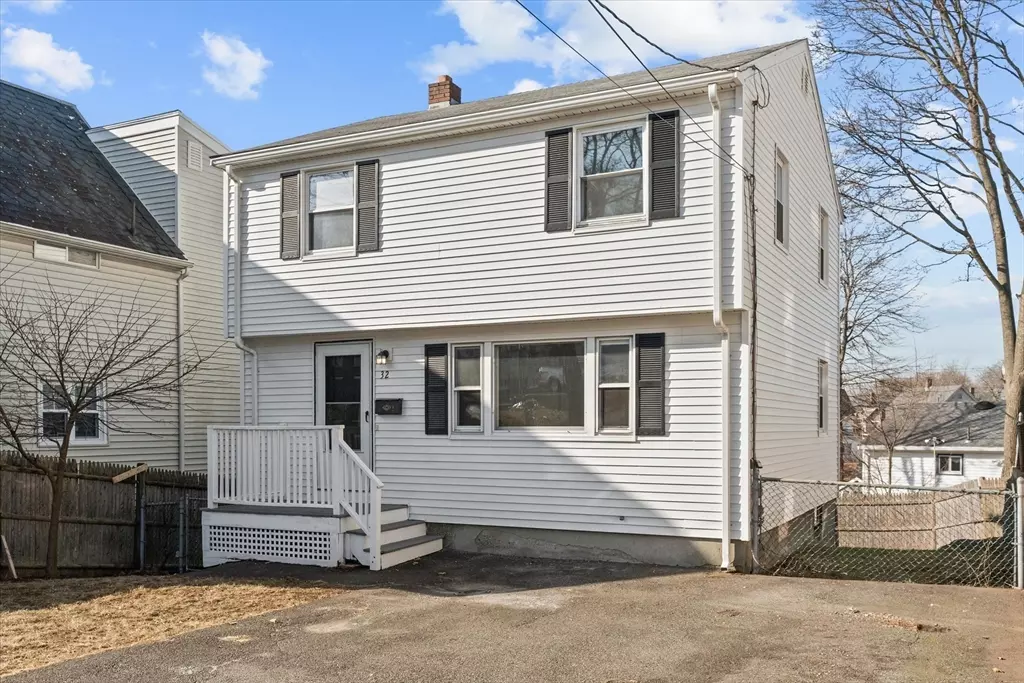 Lynn, MA 01905,32 Safford Street