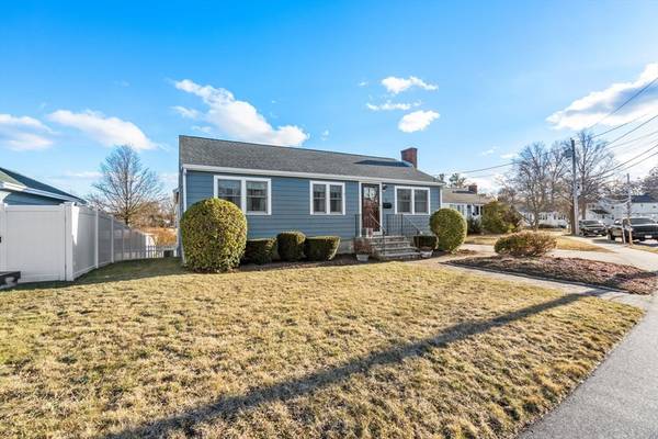 31 Princess Eve Dr, Quincy, MA 02170