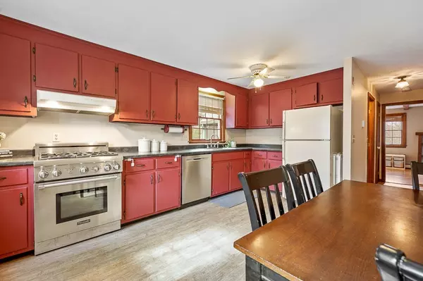 Northbridge, MA 01588,108 Theresa Cir