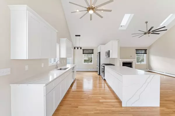 Johnston, RI 02919,16 Susan Circle