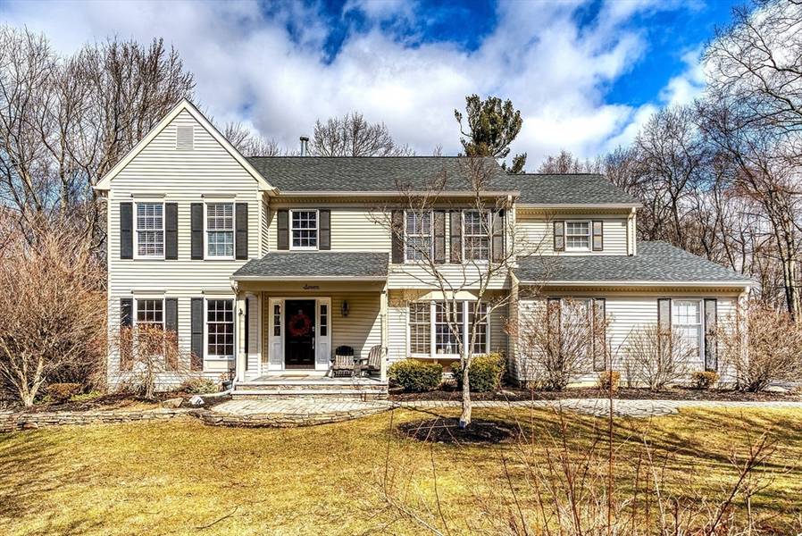 7 Carter Rd, Shrewsbury, MA 01545