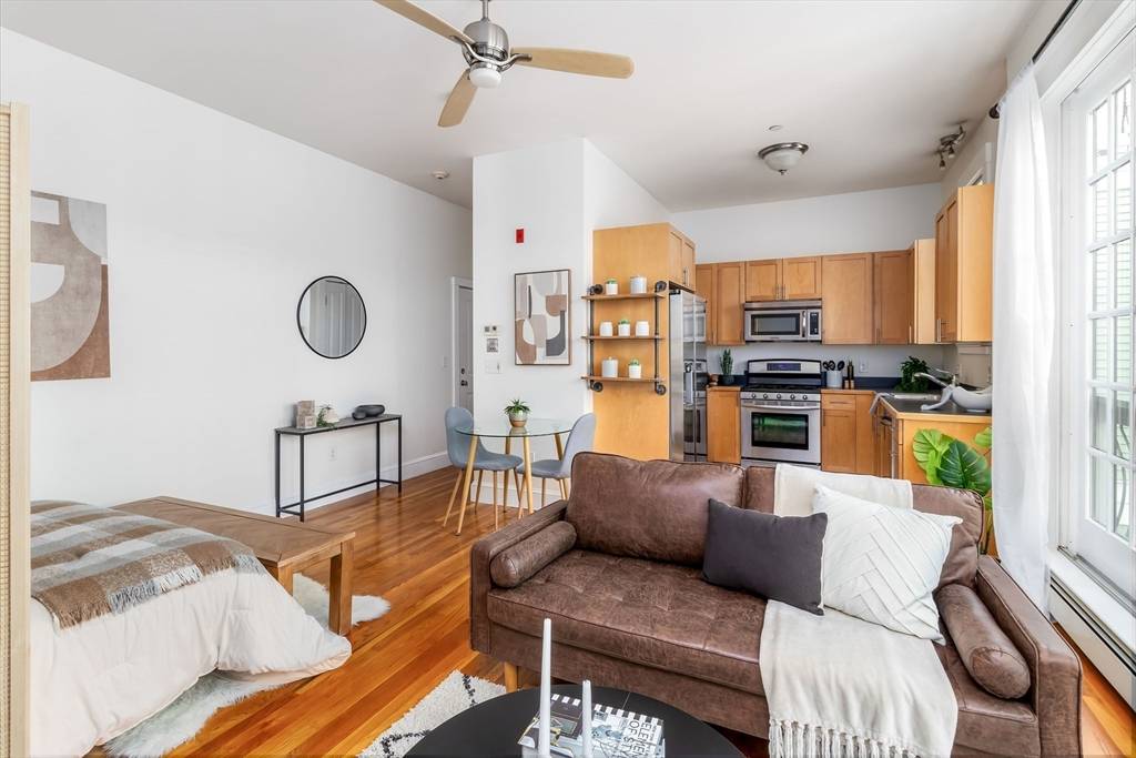 Somerville, MA 02143,80 Webster Ave #4M