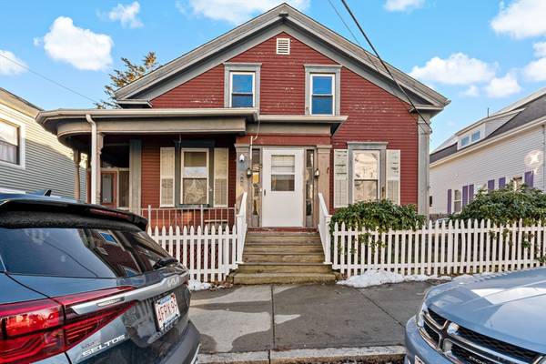 545 Walnut St, Fall River, MA 02720