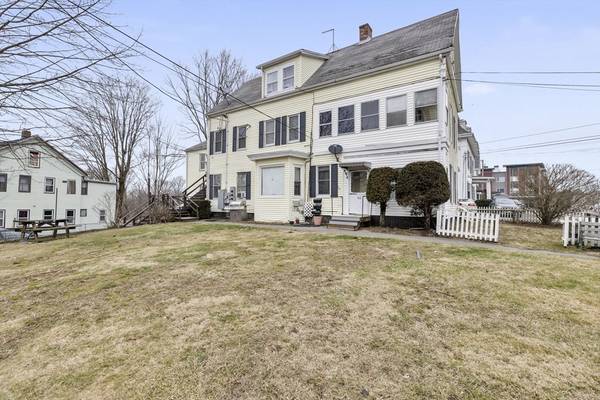 Holbrook, MA 02343,92 N Franklin St