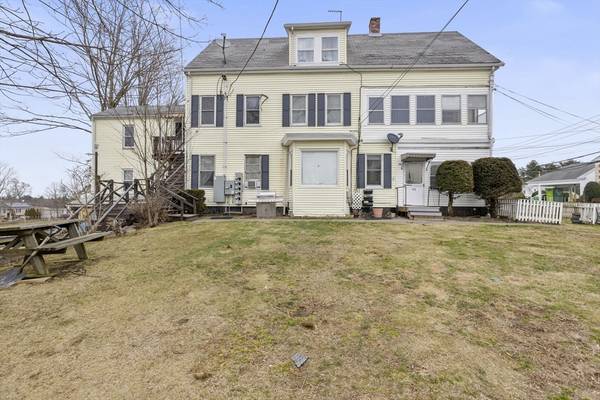 92 N Franklin St, Holbrook, MA 02343