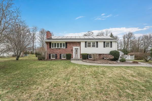 1 Robbern Road, Hopkinton, MA 01748