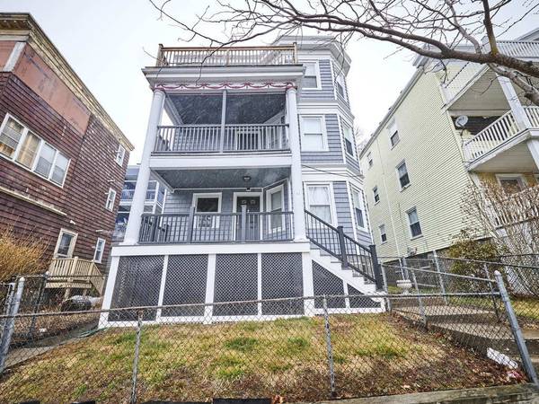 61 Robinson St, Boston, MA 02122