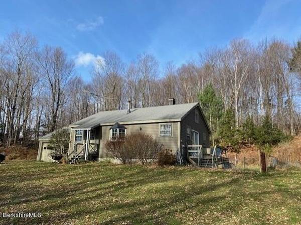 85 North Road, Monroe, MA 01350