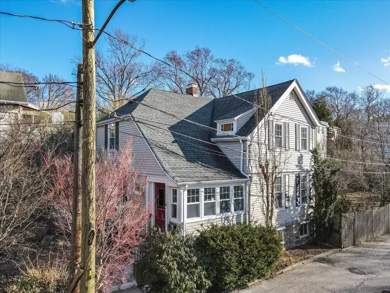 4 Nantasket Ave, Boston, MA 02135