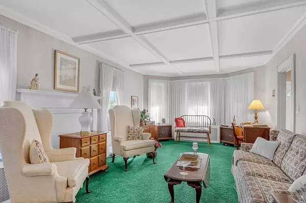 1 Ayer St Andover, MA 01810