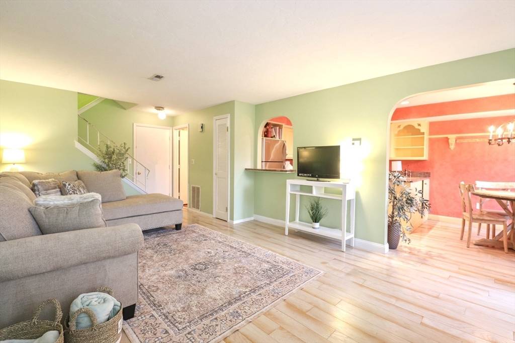 Stoughton, MA 02072,16 Elderwood Drive #16