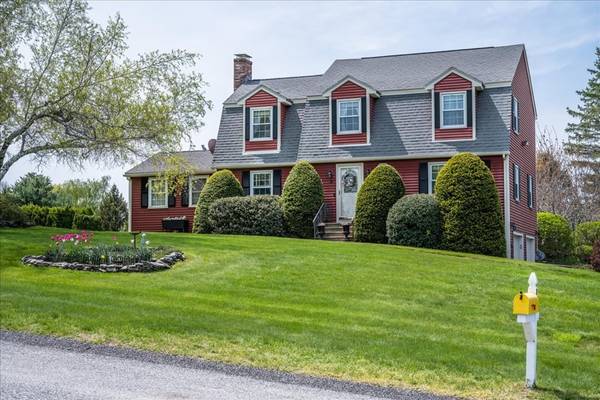 14 Hanson Road, Charlton, MA 01507