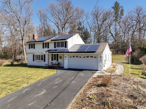 Wilbraham, MA 01095,9 Ruth Drive