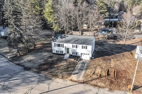 Templeton, MA 01436,27 Pine Dr