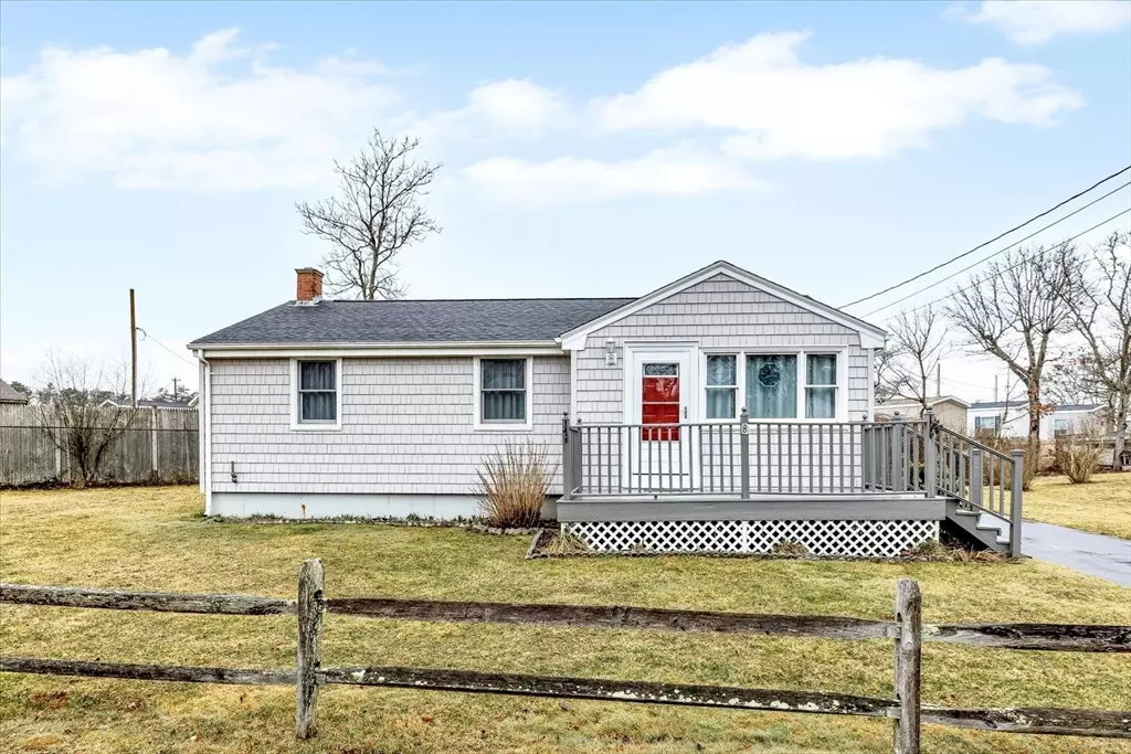 Wareham, MA 02532,8 Arrowhead Dr