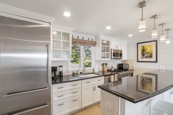 Marblehead, MA 01945,7 Cliff Street #7