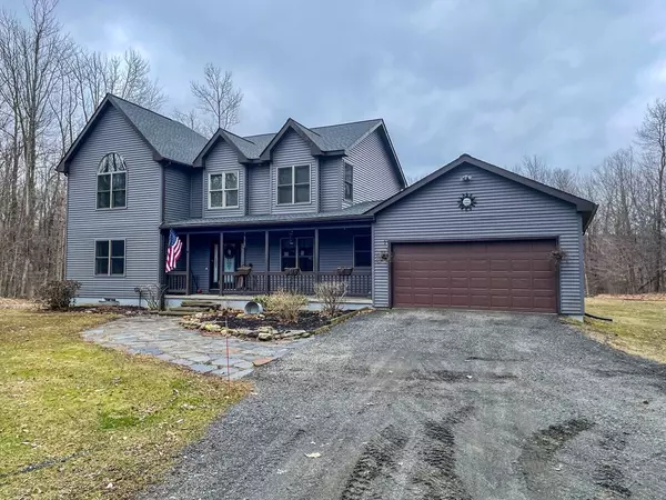 674 Skyline Trl, Chester, MA 01011