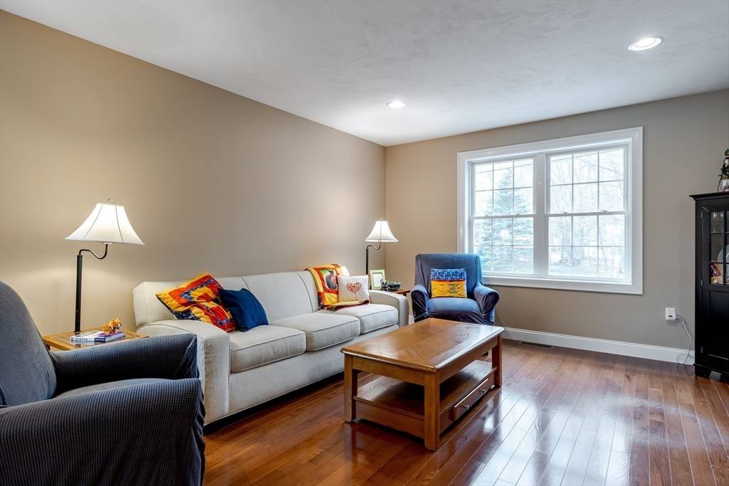 Littleton, MA 01460,18 Washington Dr
