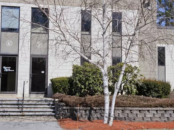 1 Industrial Park Dr #9, Pelham, NH 03076