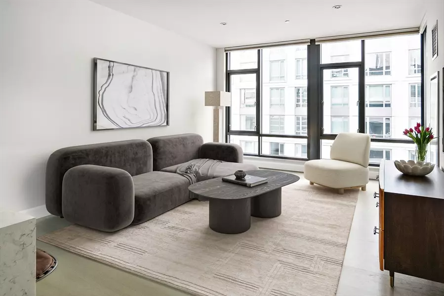 40 Traveler St #706, Boston, MA 02118