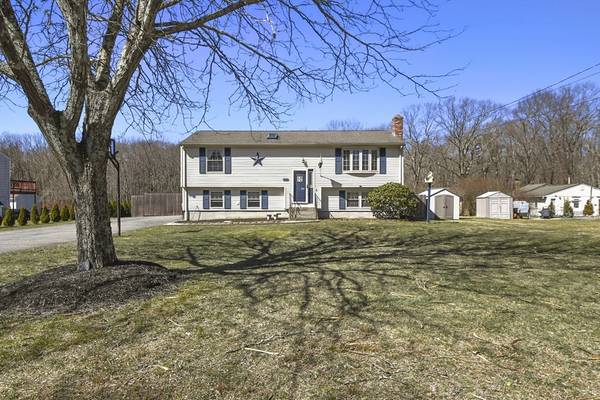 366 North Wheaton Avenue, Seekonk, MA 02771