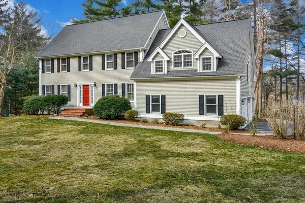 219 Causeway St, Medfield, MA 02052