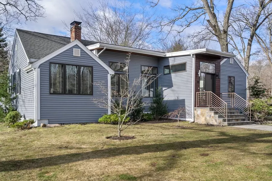 123 Valentine Rd, Milton, MA 02186