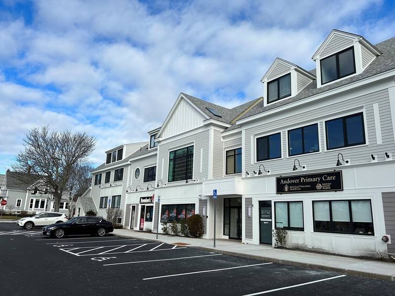 63 Park Street #304, Andover, MA 01810