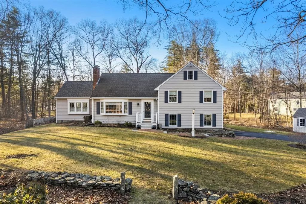 Sudbury, MA 01776,111 Willard Grant Rd
