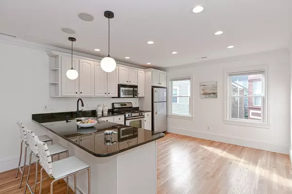 Boston, MA 02127,296 Bolton St #2