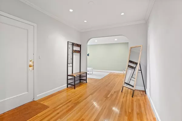 Brookline, MA 02446,40 Browne Street #3