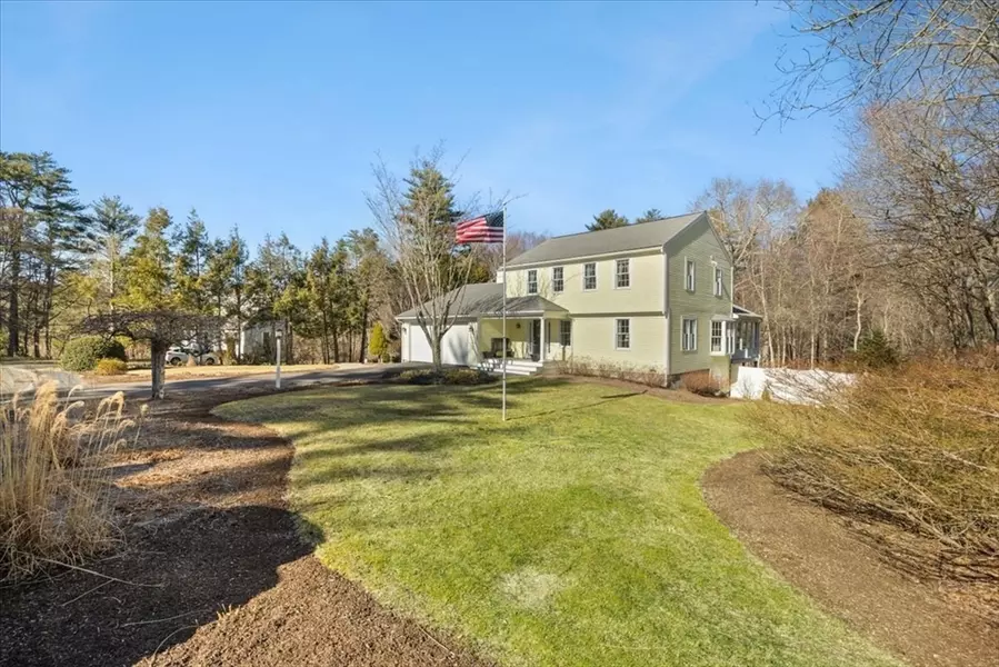 14 Silver Lake Dr, Kingston, MA 02364