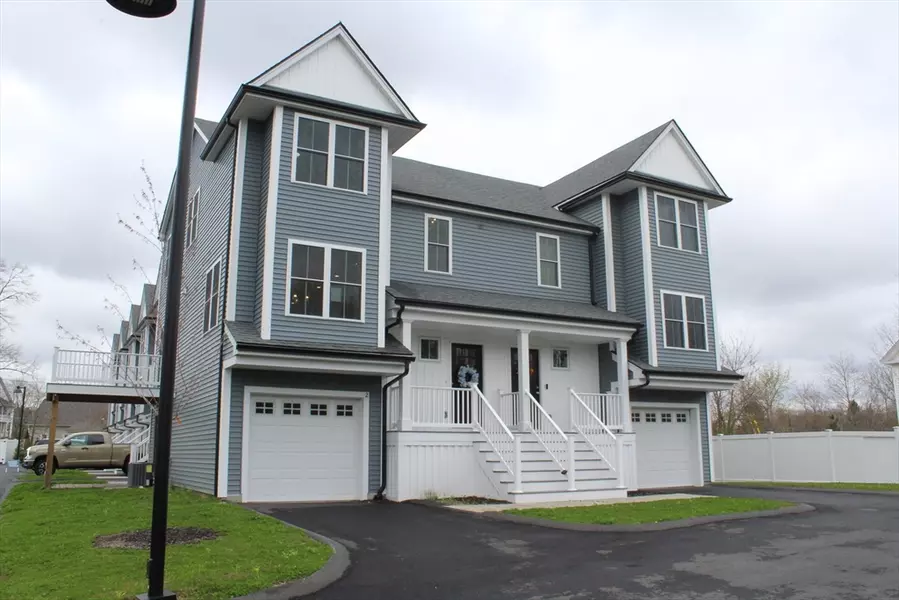 274 Providence Road #2, Grafton, MA 01560