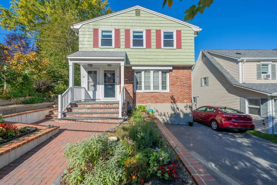 55 Sutherland Rd #55, Arlington, MA 02476