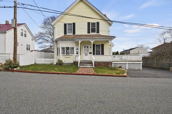 22 Mckinley Avenue, Somerset, MA 02726