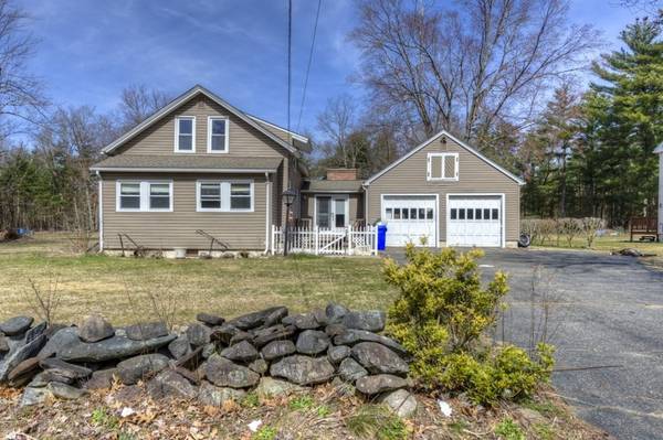 131 Manchonis Rd, Wilbraham, MA 01095