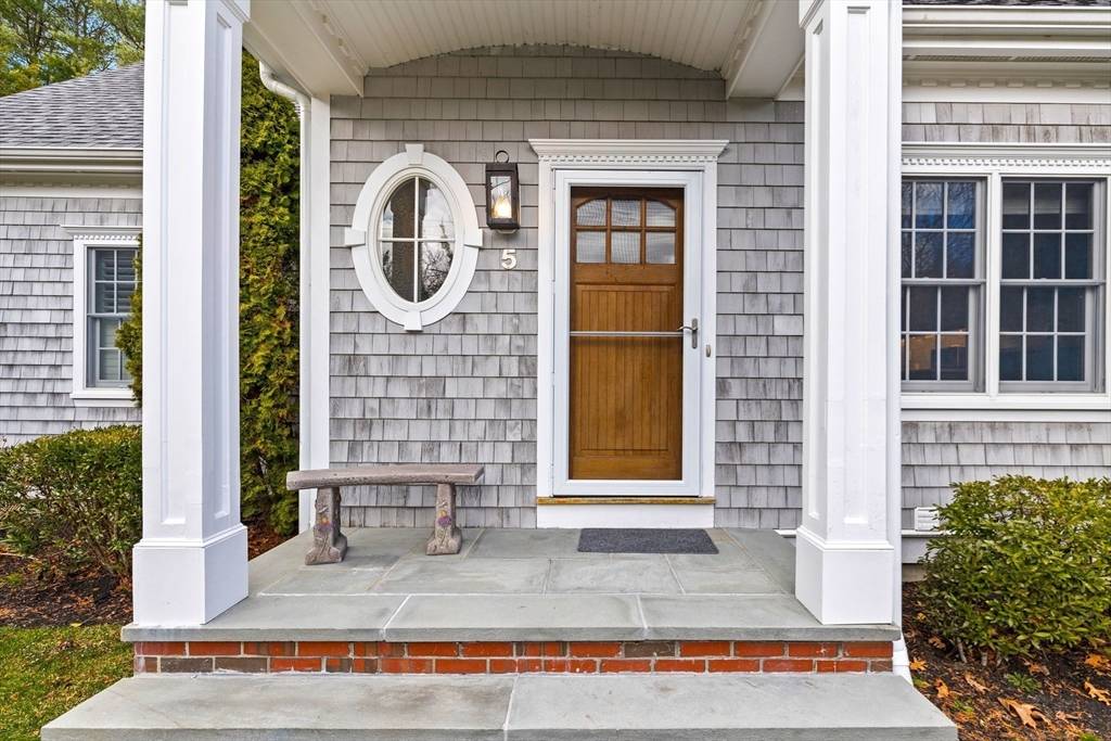 Falmouth, MA 02556,464 North Falmouth Hwy #5