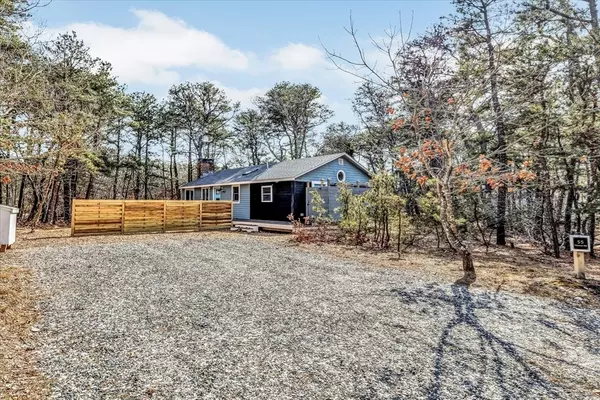 Wellfleet, MA 02667,55 Howes Rd