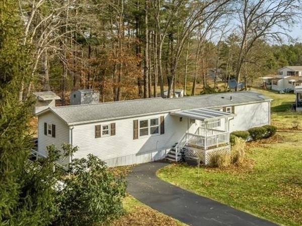 4 Haskell Circle,  Lakeville,  MA 02347