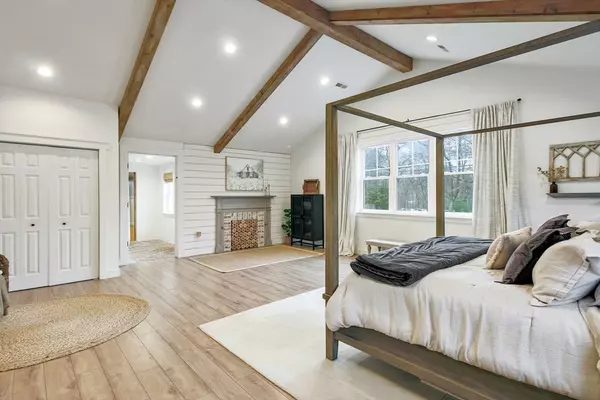 Littleton, MA 01460,62 Shaker Lane