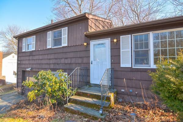 Milford, MA 01757,6 Sabatinelli Rd