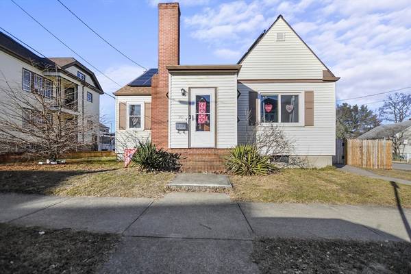 207 Dawson Street, New Bedford, MA 02745