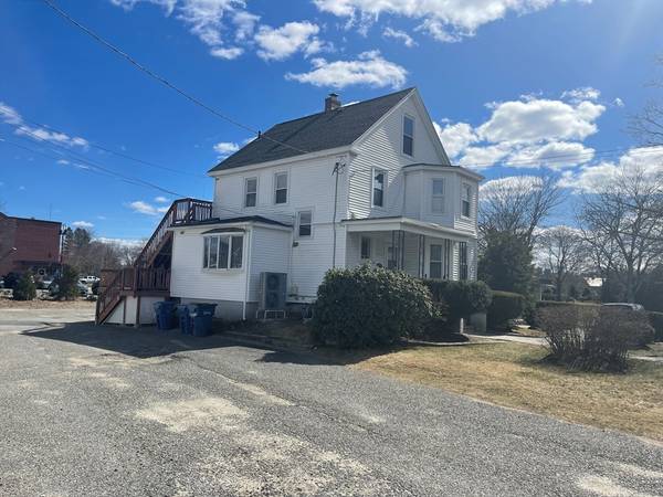 22 Dewey St, Tewksbury, MA 01876