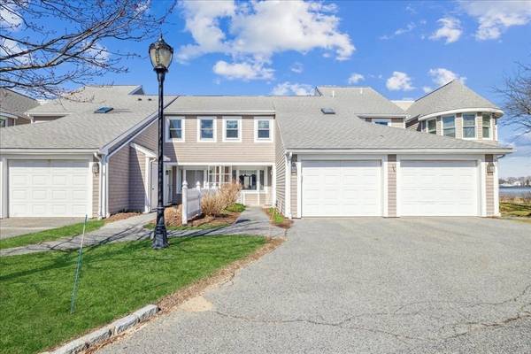 20 Schooner Ln #19, Quincy, MA 02171