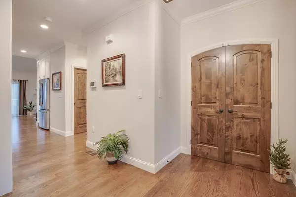 Middleton, MA 01949,9 Cashman Way #9