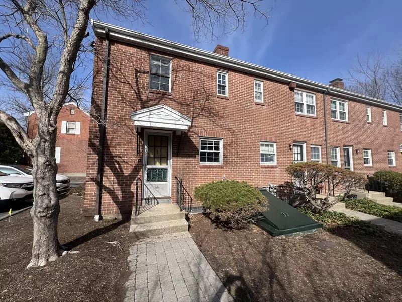 33 Charlesbank Rd #33, Newton, MA 02458